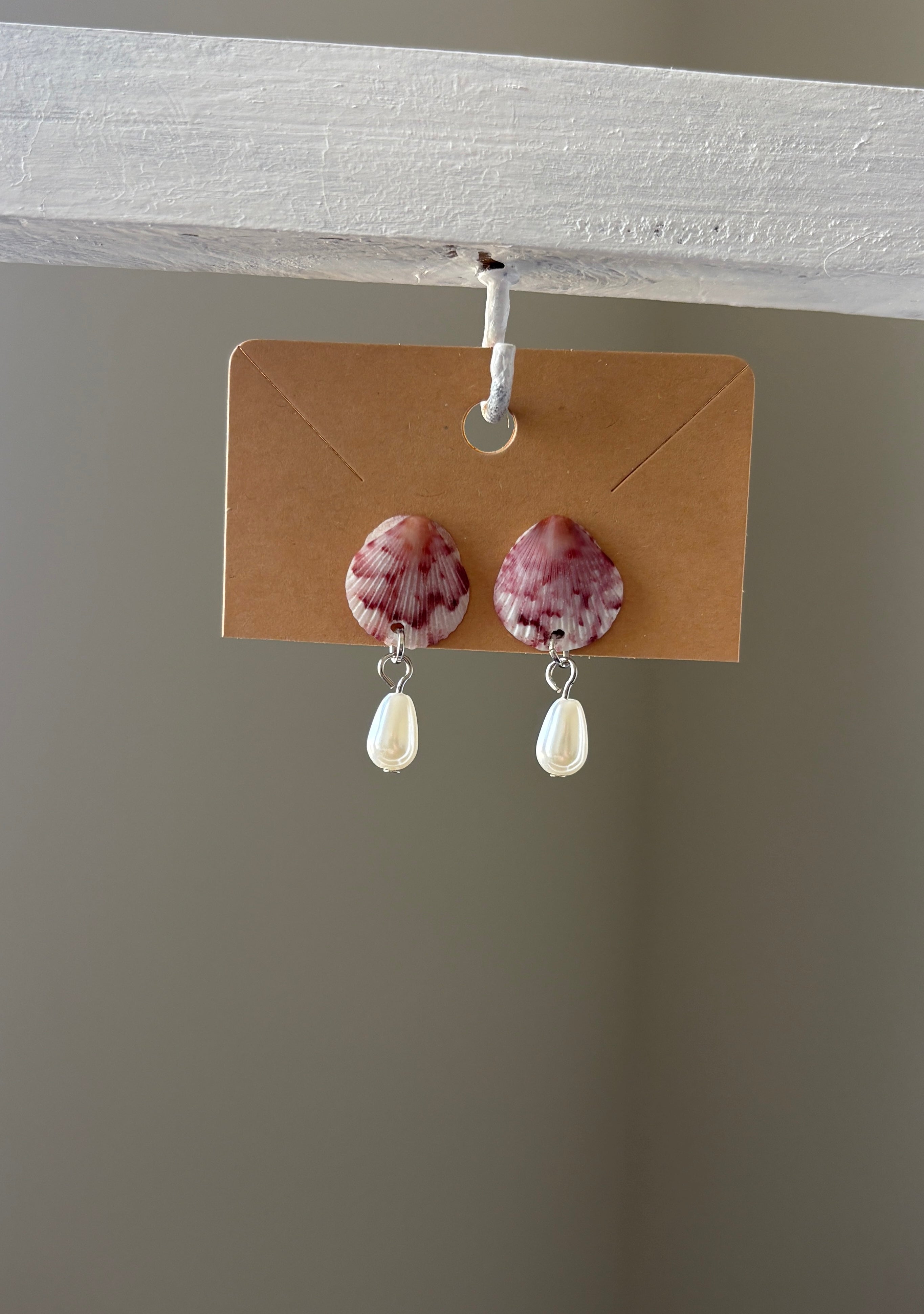 Florida Scallop Shell Stud Earrings